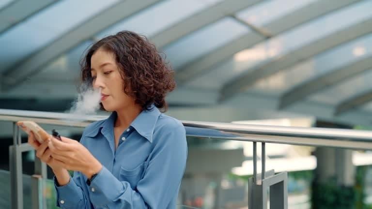 Einweg Vape ohne Aroma entdecken: Die Vorteile von Einweg Vape ohne Aroma für ein reines Dampferlebnis