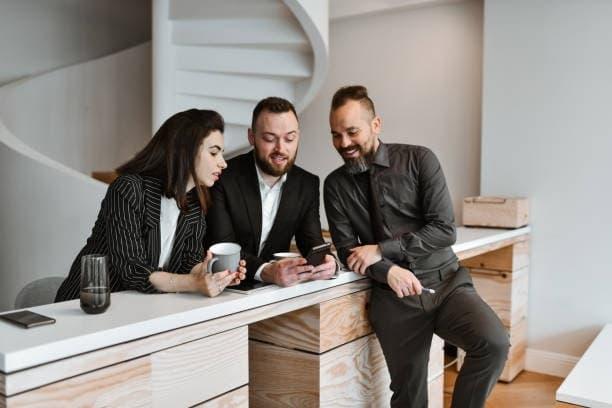 Dampfer entdecken die Vorteile der E Zigarette für ein neues Dampfer Erlebnis