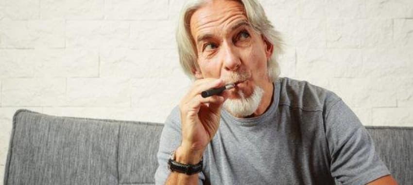 Einweg-E-Zigarette fachgerecht entsorgen Tipps zur Entsorgung von Einweg-E-Zigarette an der Tankstelle