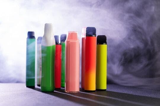 Die besten e Zigarette mit großem Tank für langanhaltenden Dampfgenuss entdecken