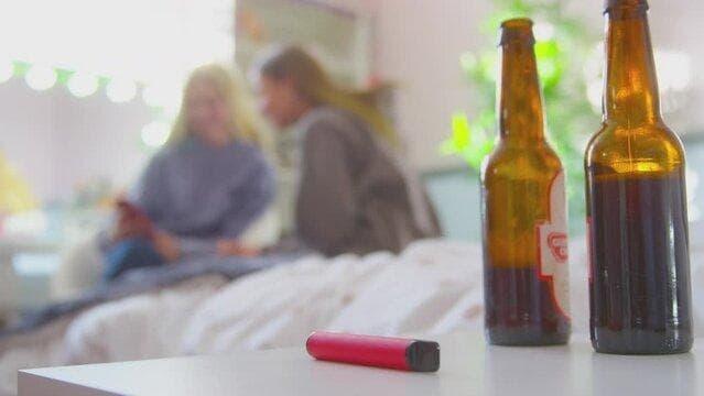 e.l.f. cosmetics präsentiert liquid metallic eyeshadow – Entdecke strahlende Farben und intensive Looks